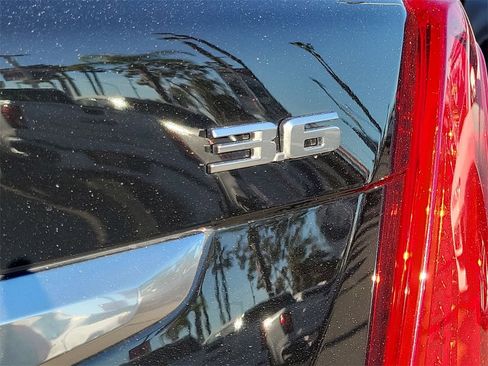 Used 2018 Cadillac XT5 Premium Luxury image 32