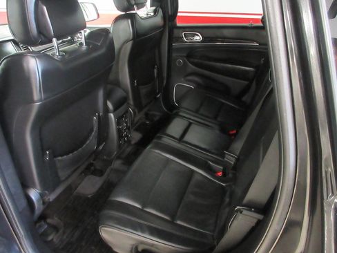Used 2016 Jeep Grand Cherokee High Altitude AWD/4WD image 16