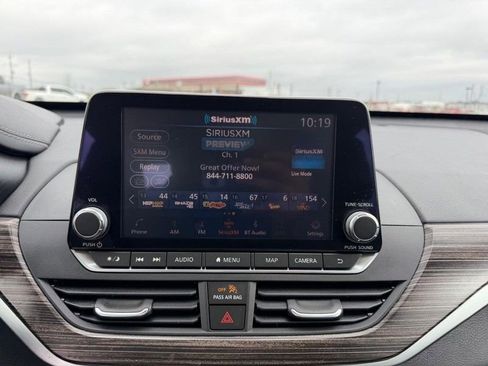 Used 2019 Nissan Altima 2.5 Platinum image 13