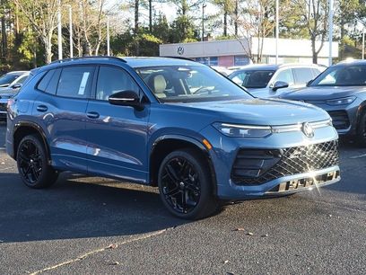 New 2025 Volkswagen Tiguan SE R-Line