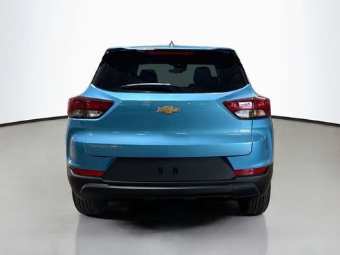 New 2026 Chevrolet TrailBlazer LS w/ LS Convenience Package FWD image 9