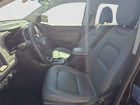 Used 2020 Chevrolet Colorado W/T AWD/4WD image 9