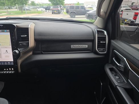 Used 2024 RAM 2500 Laramie AWD/4WD image 20