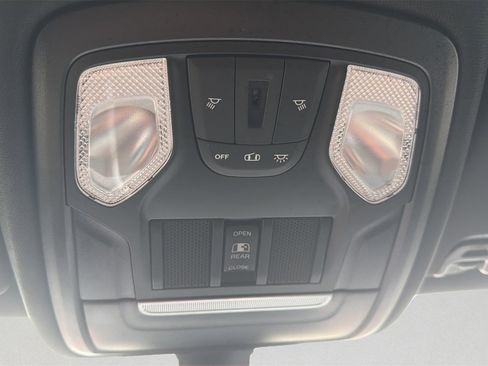 Used 2022 RAM 1500 Big Horn image 16