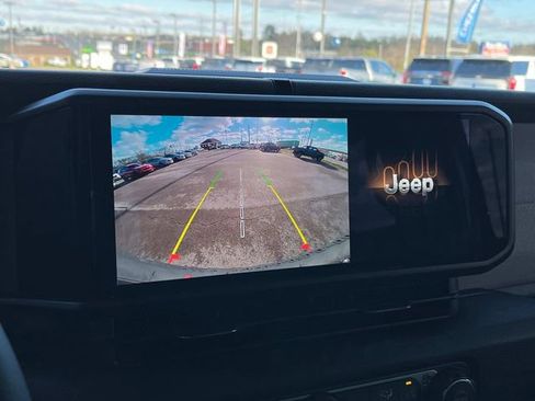 Used 2026 Jeep Wrangler Unlimited Sport image 31