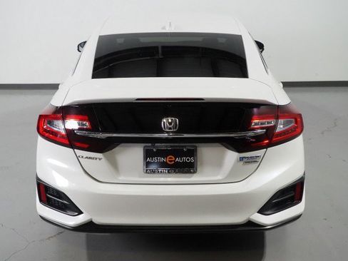 Used 2018 Honda Clarity Touring image 5