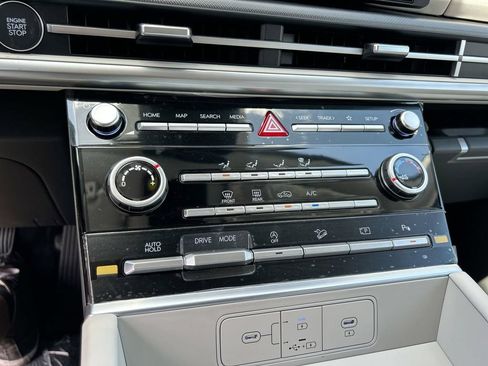 New 2026 Hyundai Santa Fe SE FWD image 25