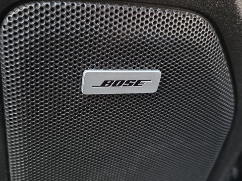 Used 2019 Chevrolet Silverado 1500 High Country w/ Technology Package image 12