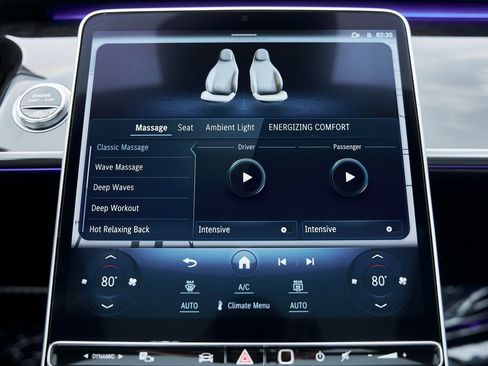 Used 2024 Mercedes-Benz S 580 4MATIC Sedan w/ AMG Line image 78