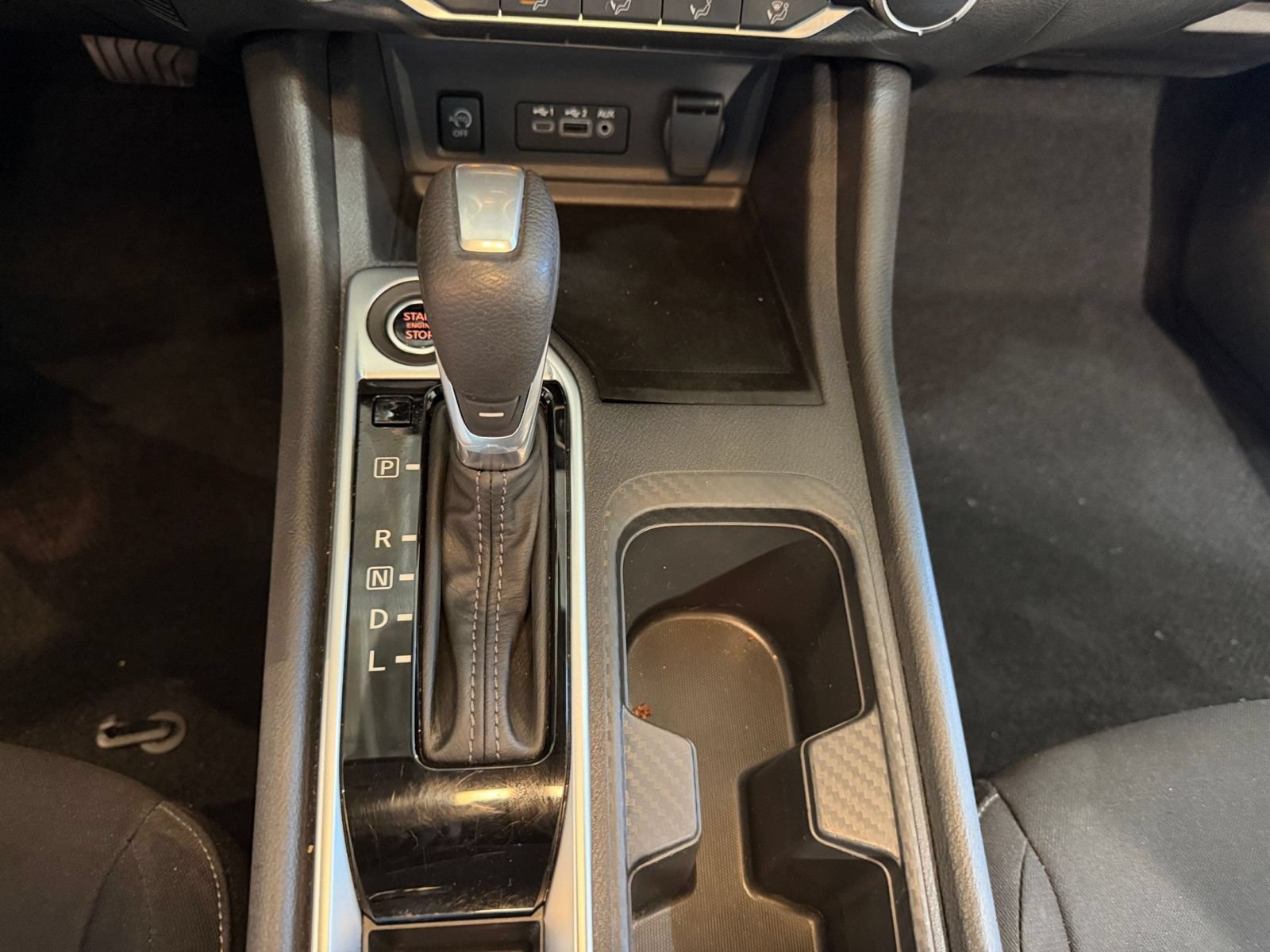 Used 2025 Nissan Sentra SV FWD image 39