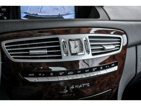 Used 2010 Mercedes-Benz CL 550 4MATIC image 21