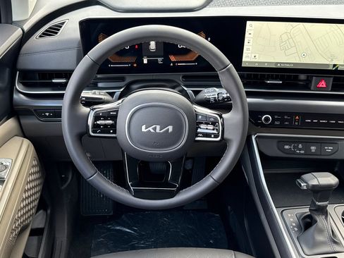 New 2026 Kia Carnival LXS image 14