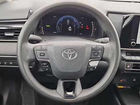Certified 2025 Toyota Camry LE FWD image 20