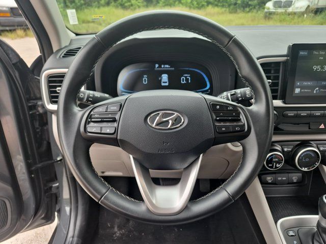 Used 2025 Hyundai Venue SEL FWD image 22