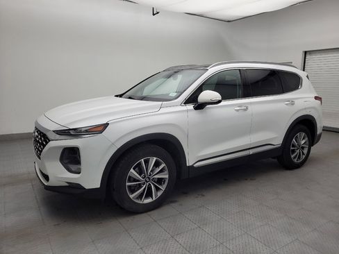 Used 2020 Hyundai Santa Fe SEL w/ Convenience + Premium Package FWD image 2