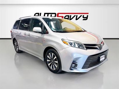 Used 2019 Toyota Sienna Limited Premium w/ Carpet Mat Package
