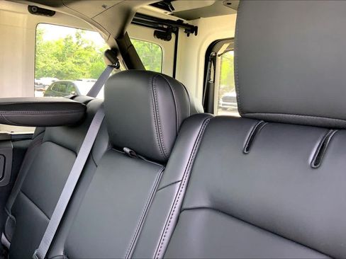 New 2026 Jeep Wrangler Unlimited Rubicon AWD/4WD image 16