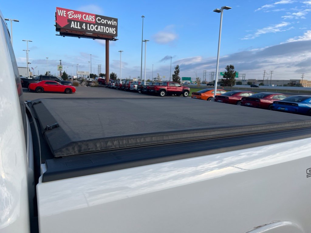 Used 2020 RAM 1500 Laramie w/ Sport Appearance Package AWD/4WD image 18