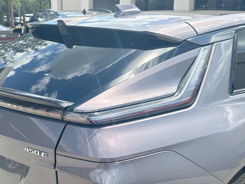 Used 2024 Cadillac Lyriq Sport RWD image 28