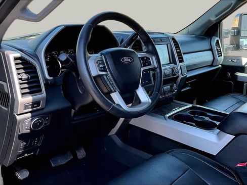 Used 2019 Ford F350 Lariat w/ Lariat Ultimate Package AWD/4WD image 18
