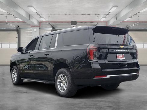 New 2026 Chevrolet Suburban LS AWD/4WD image 5