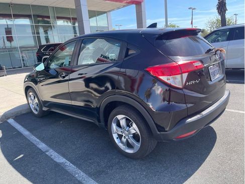 Used 2022 Honda HR-V LX image 3
