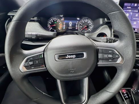 Used 2023 Jeep Compass Sport AWD/4WD image 18