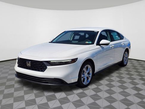 New 2026 Honda Accord LX image 2
