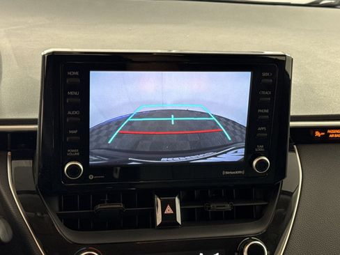 Used 2022 Toyota Corolla LE FWD image 19