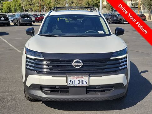 Used 2026 Nissan Kicks SV w/ SV Premium Package FWD image 29