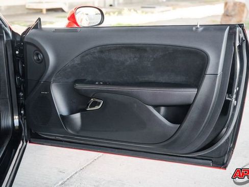 Used 2016 Dodge Challenger SRT Hellcat RWD image 71