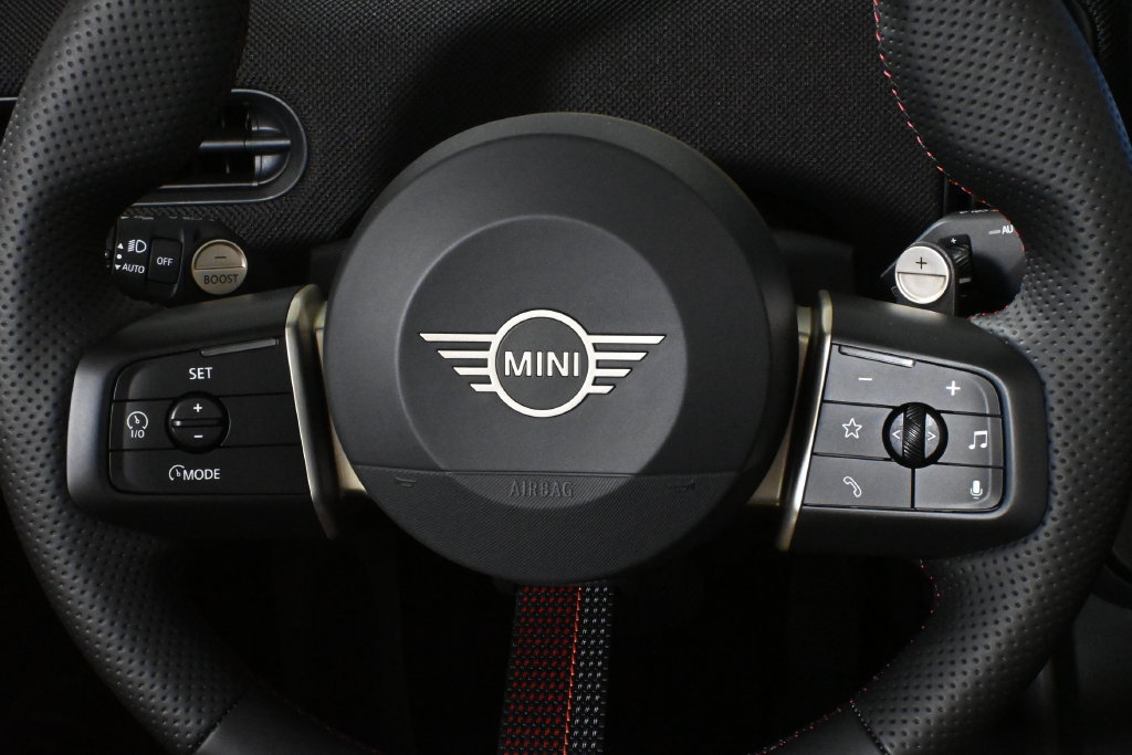Used 2026 MINI Cooper S FWD image 27