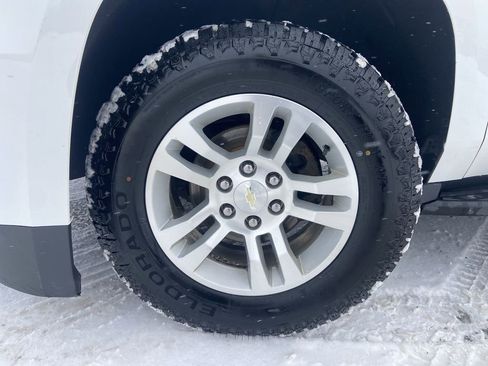 Certified 2020 Chevrolet Suburban LT image 33