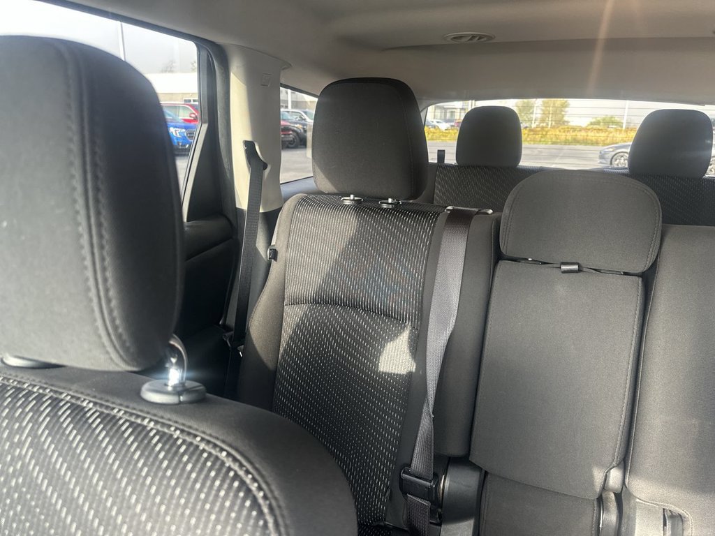 Used 2017 Dodge Journey SE w/ Flexible Seating Group FWD image 12