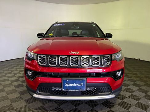 Used 2025 Jeep Compass Limited w/ Sun & Sound Group AWD/4WD image 2