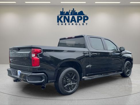 Used 2023 Chevrolet Silverado 1500 Custom w/ LPO, Dark Essentials Package RWD image 5