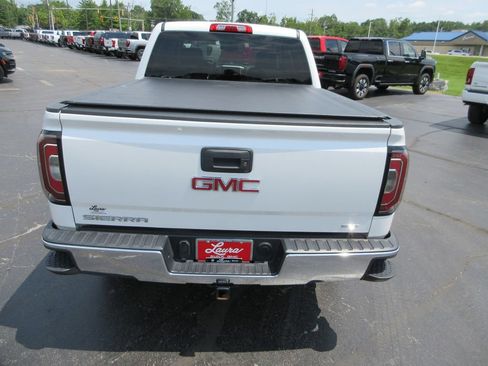 Used 2017 GMC Sierra 1500 SLT w/ SLT Premium Package AWD/4WD image 8