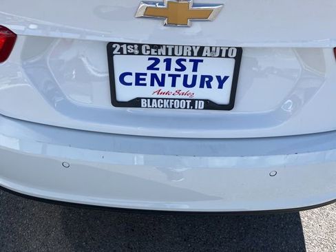 Used 2025 Chevrolet Malibu LS image 10