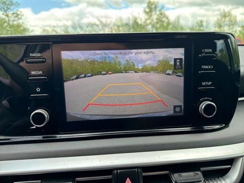 Used 2023 Kia K5 LXS image 33
