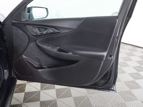 Used 2025 Chevrolet Malibu LT FWD image 21