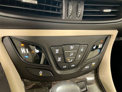 Used 2019 Buick Envision Preferred image 15