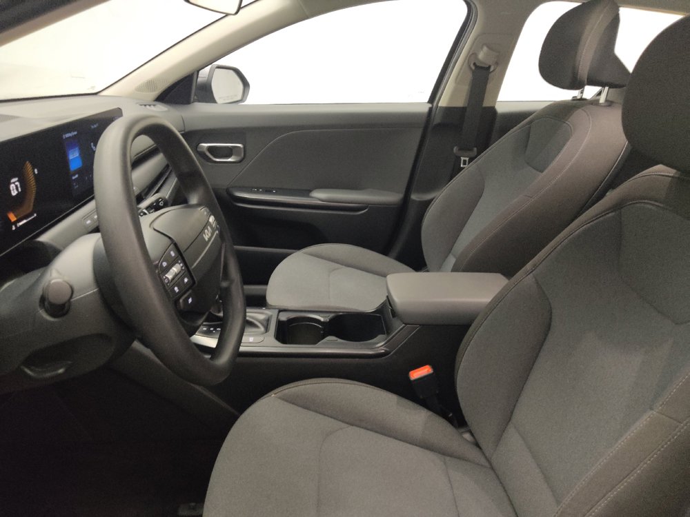 Used 2025 Kia K4 FWD image 17