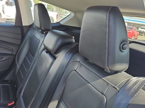 Used 2017 Ford Escape Titanium image 12