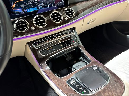 Used 2023 Mercedes-Benz E 350 4MATIC Sedan image 26