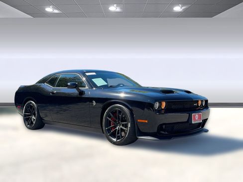 Used 2023 Dodge Challenger SRT Hellcat image 7