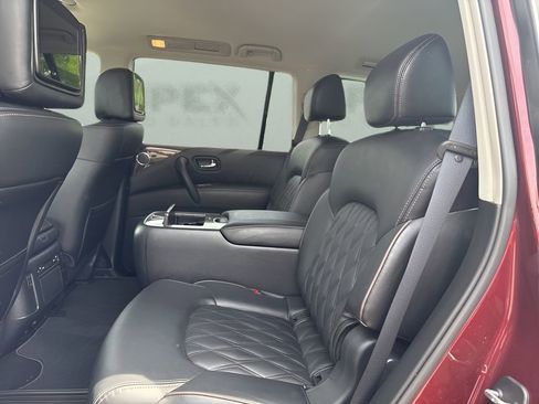 Used 2023 Nissan Armada Platinum w/ Captain's Chairs Package AWD/4WD image 13