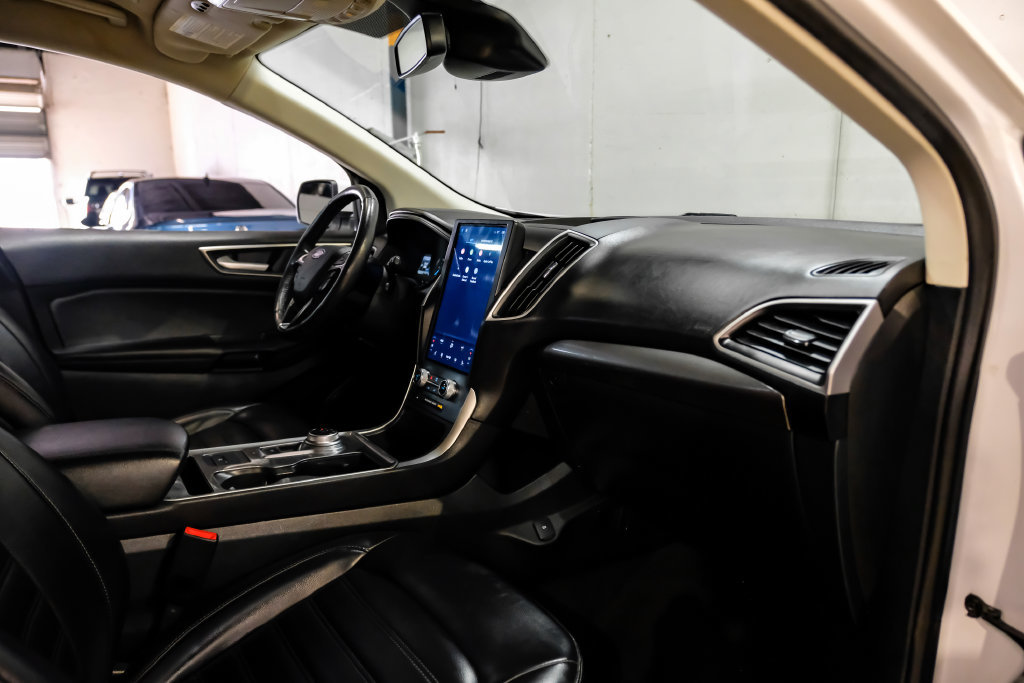 Used 2024 Ford Edge SEL w/ Convenience Package AWD/4WD image 14