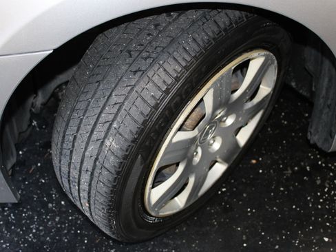 Used 2011 Honda Civic LX image 29