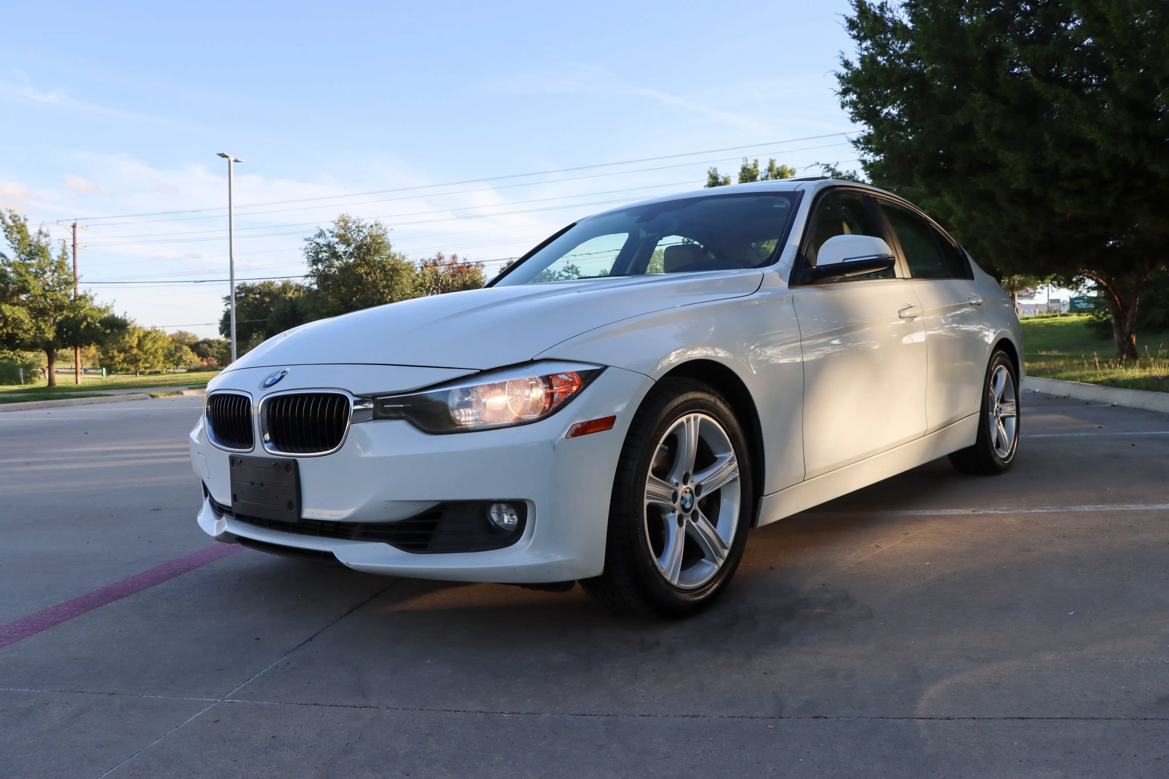 Used 2013 BMW 328i Sedan RWD image 3