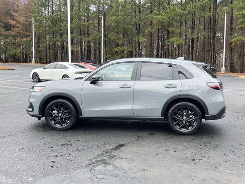 Used 2025 Honda HR-V Sport image 7